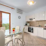 5235-5 In Apartment