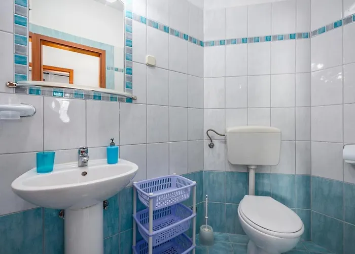 5235-5 In Apartman Drenje (Istria)